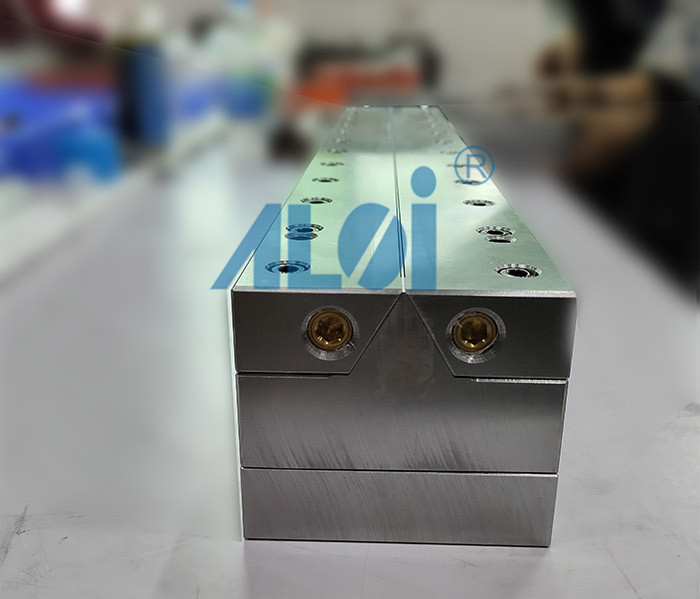 熔噴布模具 、熔噴布很“脆”，無韌性、拉伸強(qiáng)度低，怎么辦?