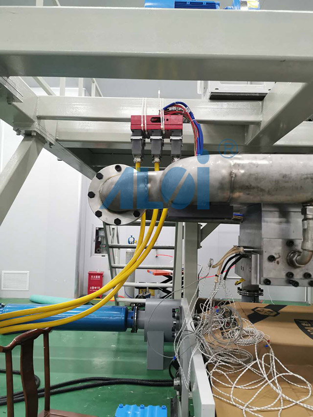 熔噴布模具 | 熔噴模頭表面處理的方法 ，怎樣合理的減少熔噴布模頭的加工成本？